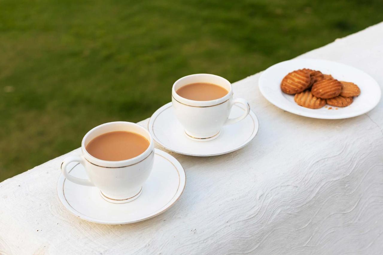 Coffee & Mist Luxury Villa- Comp Breakfast, Pool, Lounge, And Coffee Estate By Stayvista มาดิเครี ภายนอก รูปภาพ