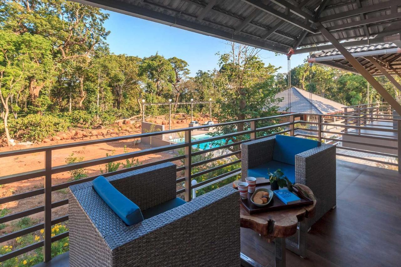 Coffee & Mist Luxury Villa- Comp Breakfast, Pool, Lounge, And Coffee Estate By Stayvista มาดิเครี ภายนอก รูปภาพ