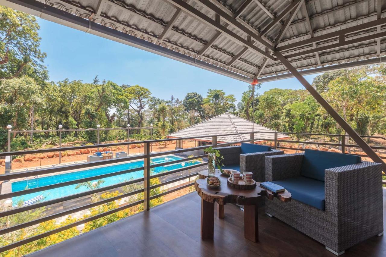 Coffee & Mist Luxury Villa- Comp Breakfast, Pool, Lounge, And Coffee Estate By Stayvista มาดิเครี ภายนอก รูปภาพ